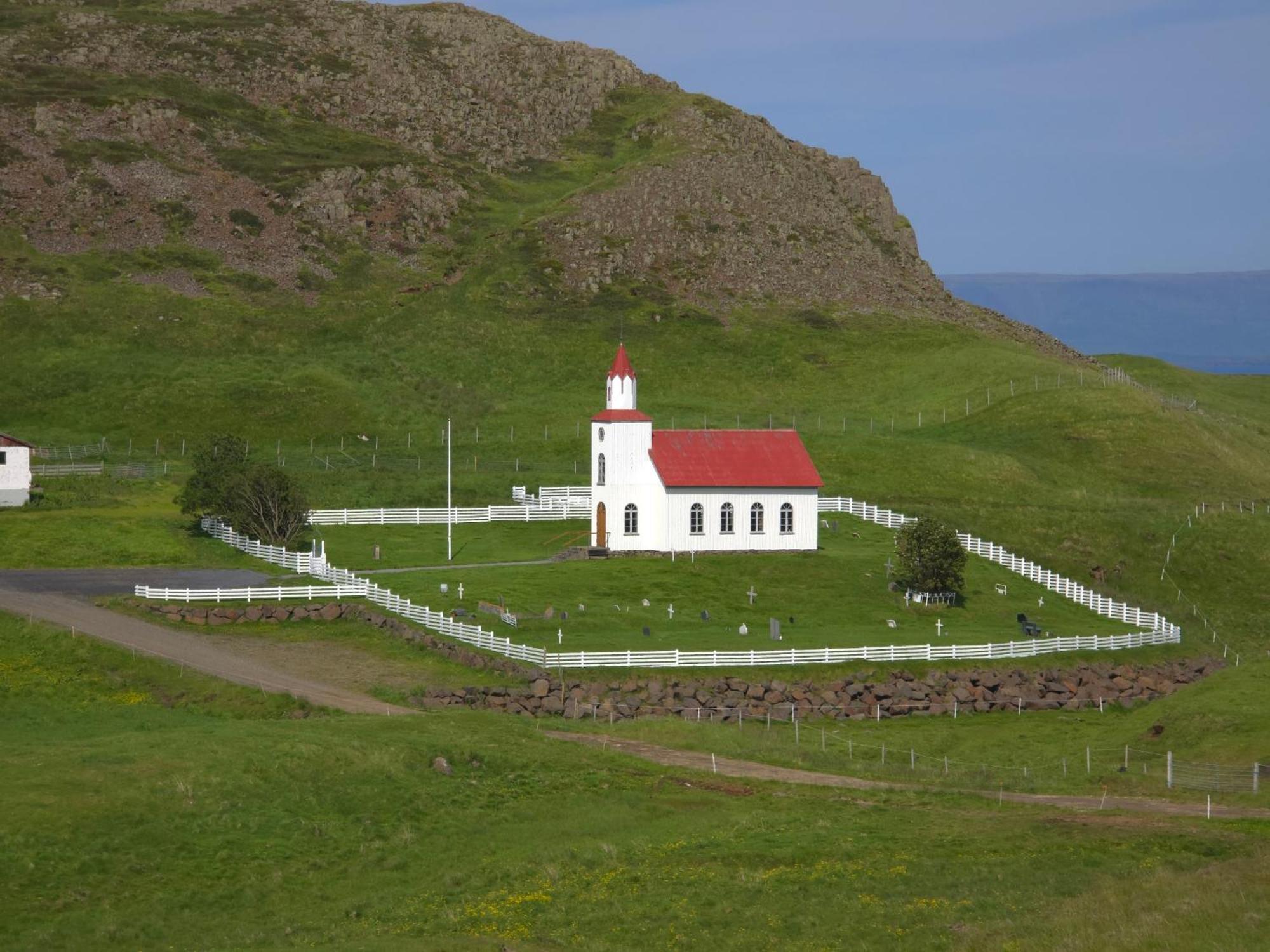 Helgafell Guesthouse Stykkisholmur Exterior photo